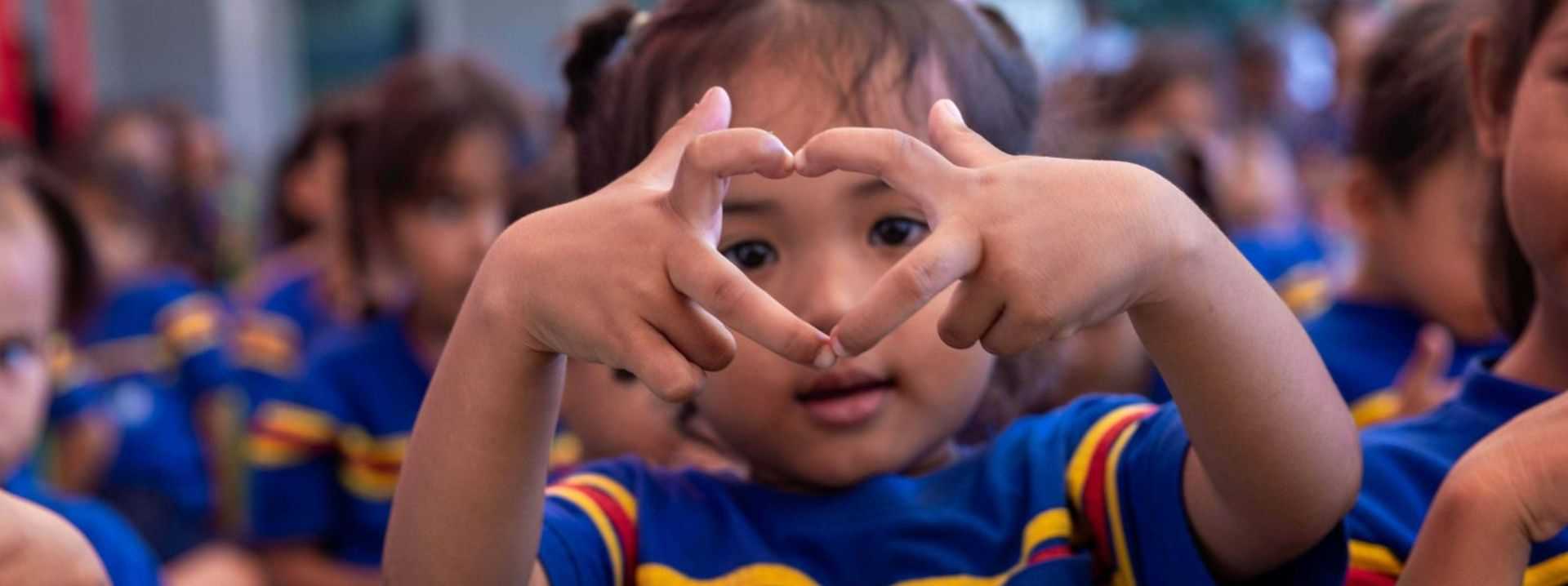 DPB help child in cambodia DPB Foundation | Deng Pibing